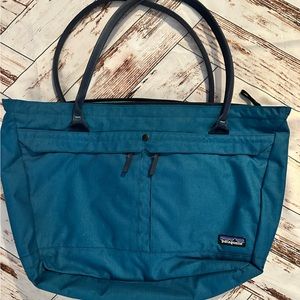 Patagonia Transport Tote